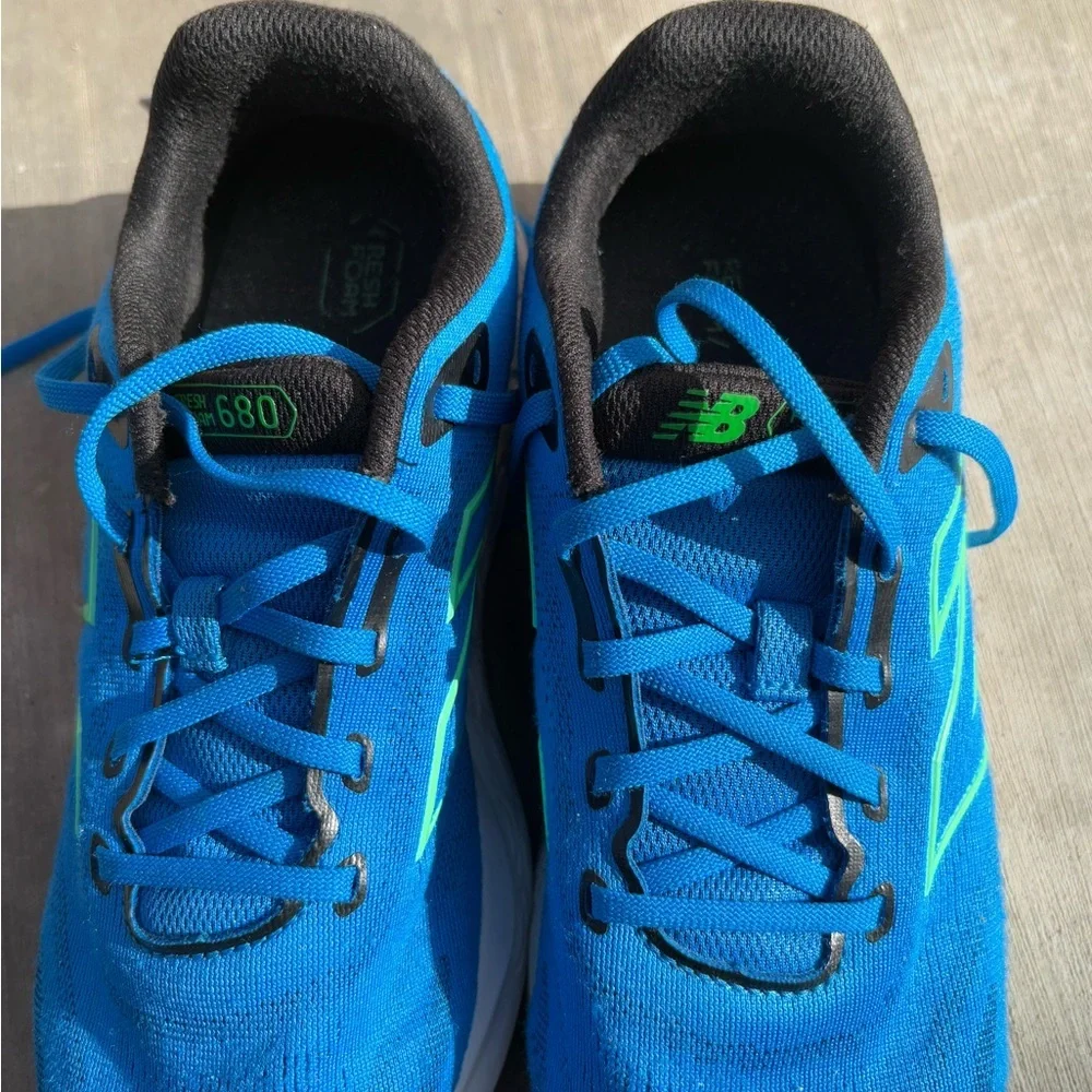 New Balance Blue and Green Athletic Shoes